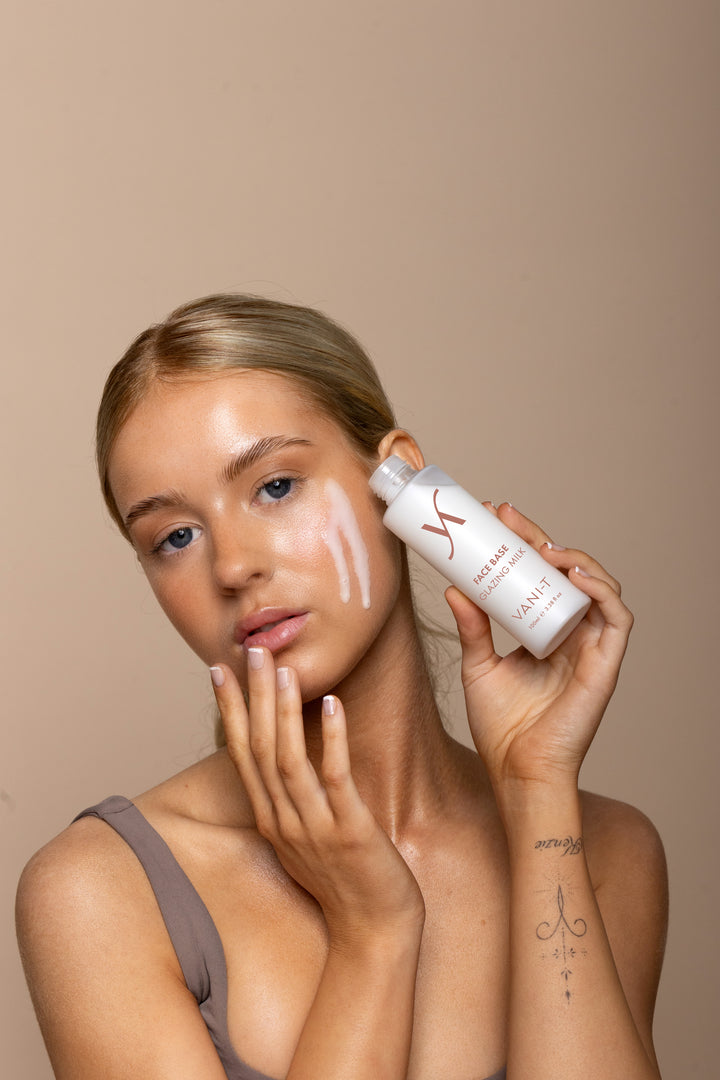 VANI-T Face Base Glazing Milk | 100ml